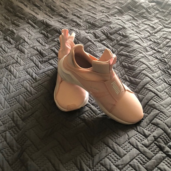 Puma - Picture 1 of 5